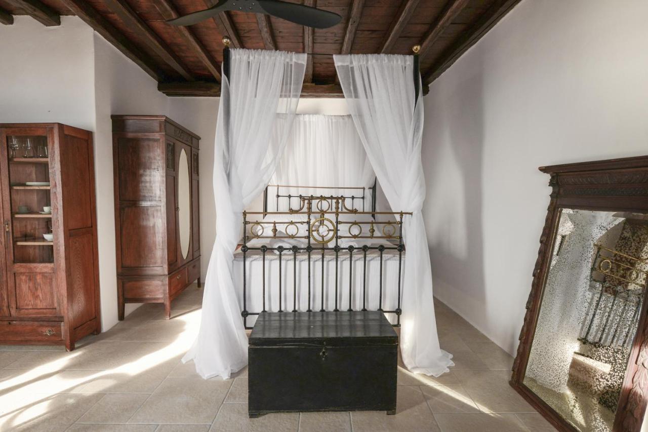 Castrum Traditional Sunset Suites Plaka  Eksteriør bilde